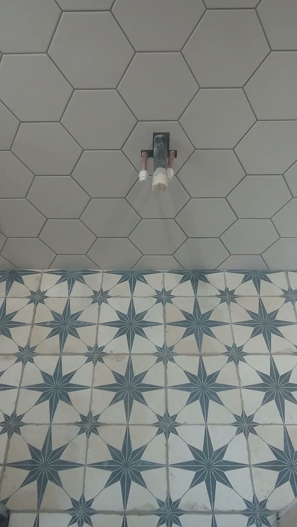 Grant Critchley Floor & Wall Tiling — Photos 9